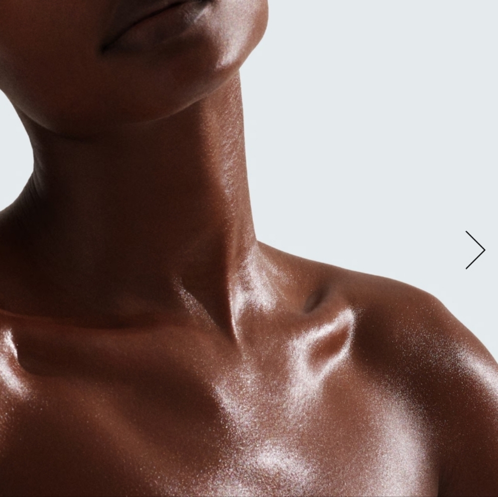 TOM FORD Soleil Blanc Shimmering Body Oil 1.5 oz - Picture 2 of 7